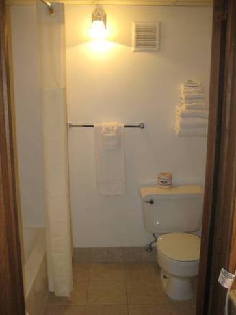 Imagen de la habitación del Hotel Bumbleberry Inn. Foto 9