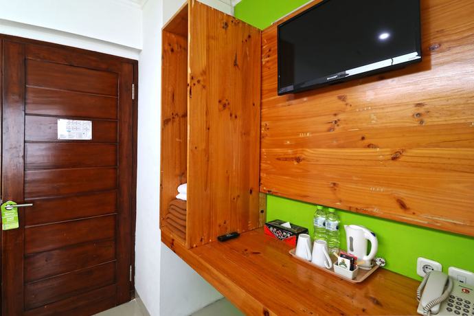 Imagen de la habitación del Hotel Bumi Makmur Indah. Foto 2