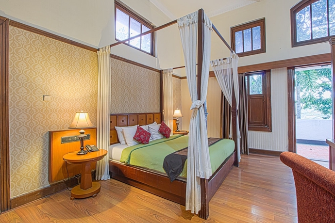 Imagen de la habitación del Hotel Bumi Sawunggaling. Foto 9