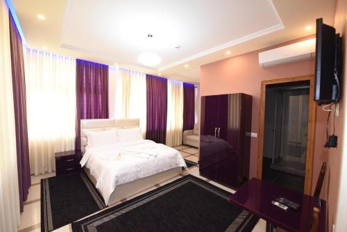 Imagen de la habitación del Hotel Buna Park. Foto 6