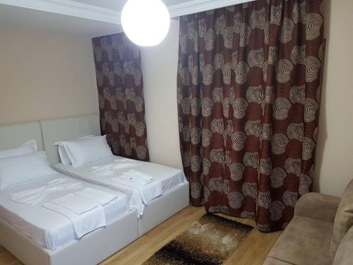 Imagen de la habitación del Hotel Buna Park. Foto 10