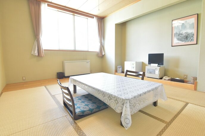 Imagen de la habitación del Hotel Bunano Sato Shirakamikan. Foto 13