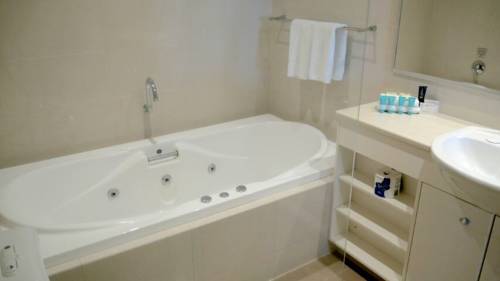 Imagen de la habitación del Hotel Bunbury Koombana Bay. Foto 5