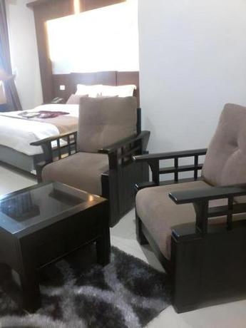 Imagen general del Hotel Bunda. Foto 12