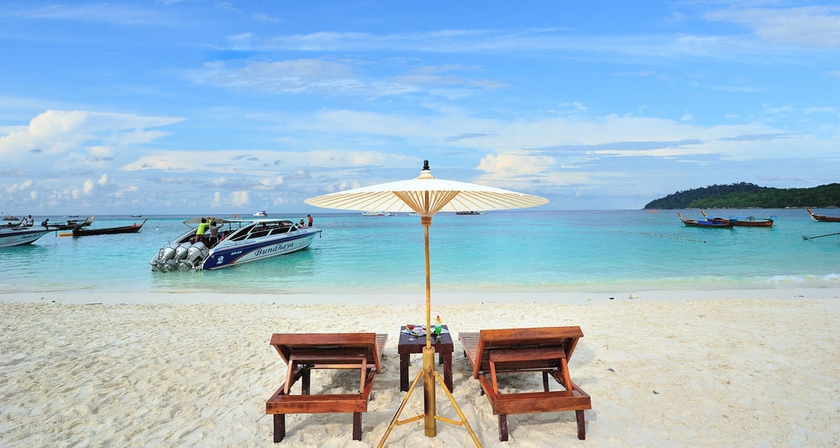 Imagen de los exteriores del Hotel Bundhaya Villas Koh Lipe. Foto 7