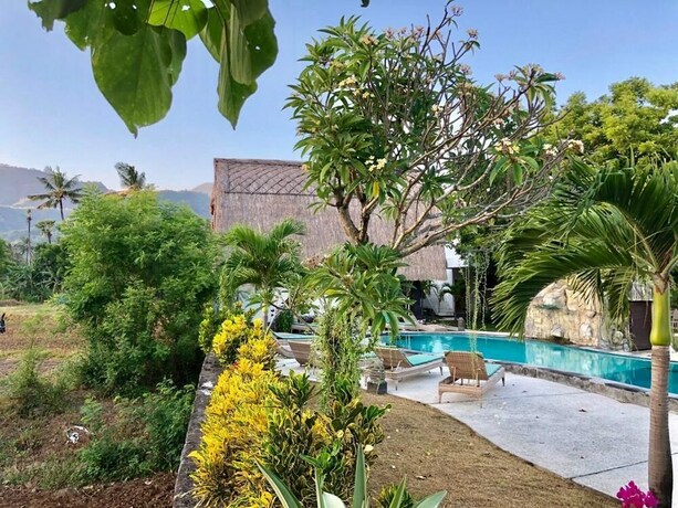 Imagen de la piscina del Hotel Bunga Laut. Foto 20