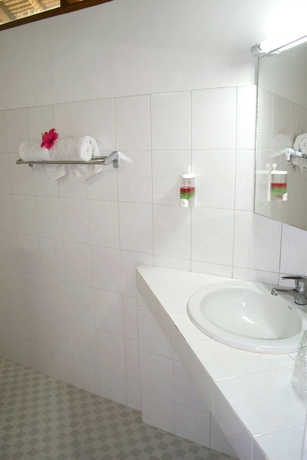 Imagen de la habitación del Hotel Bunga Permai. Foto 9