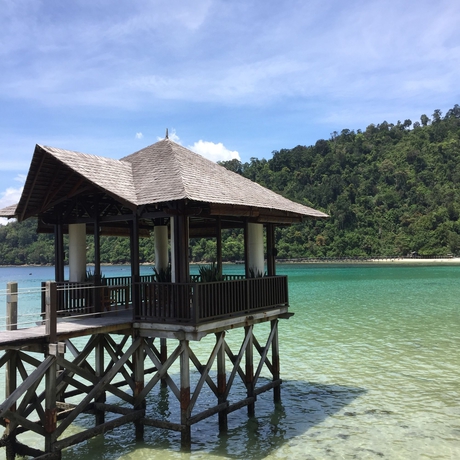 Imagen de los exteriores del Hotel Bunga Raya Island Resort and Spa. Foto 8