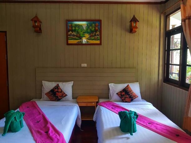Imagen de la habitación del Hotel Bu-nga Resort. Foto 18