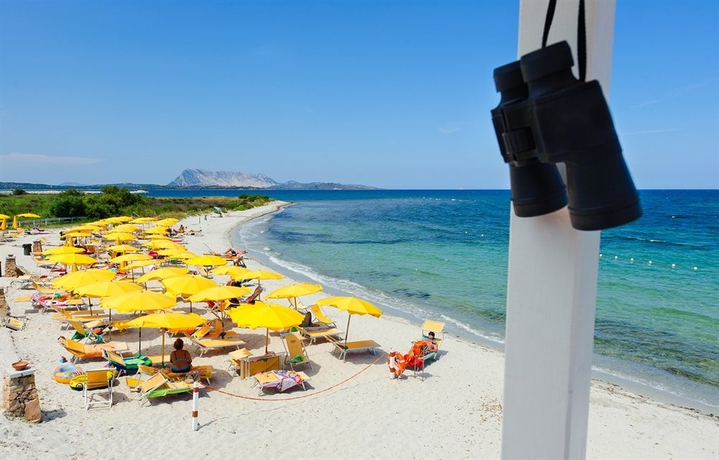 Imagen de los exteriores del Hotel Bungalow Club Village. Foto 8