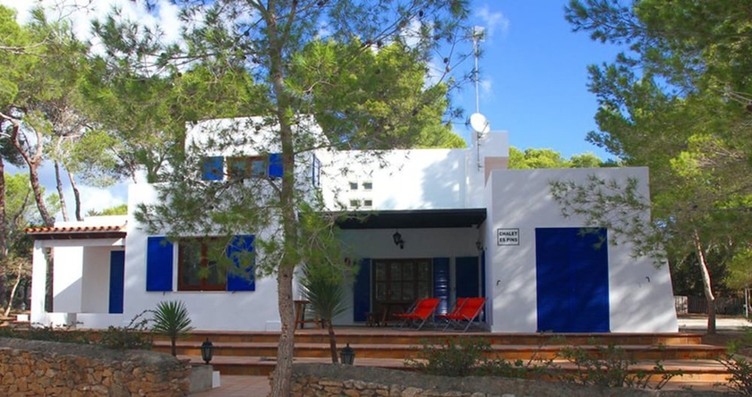 Imagen de la habitación del Hotel Bungalow Es Pins. Foto 11