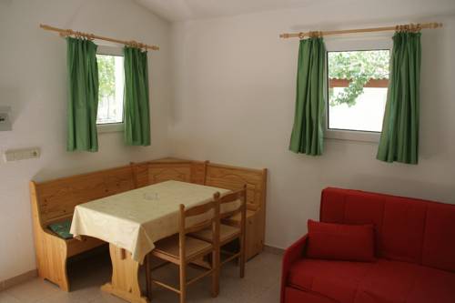 Imagen de la habitación del Hotel Bungalowpark Is&aacute;bena. Foto 13