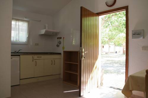 Imagen de la habitación del Hotel Bungalowpark Is&aacute;bena. Foto 15