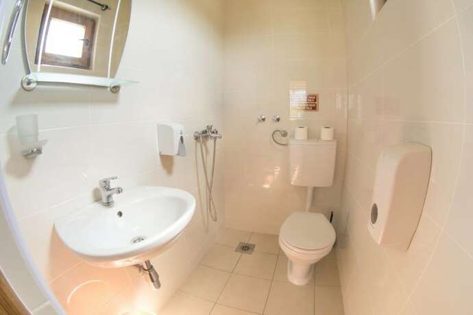 Imagen de la habitación del Hotel Bungalows Drevna. Foto 10