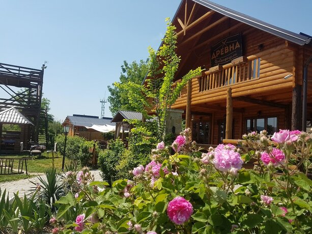 Imagen general del Hotel Bungalows Drevna. Foto 4