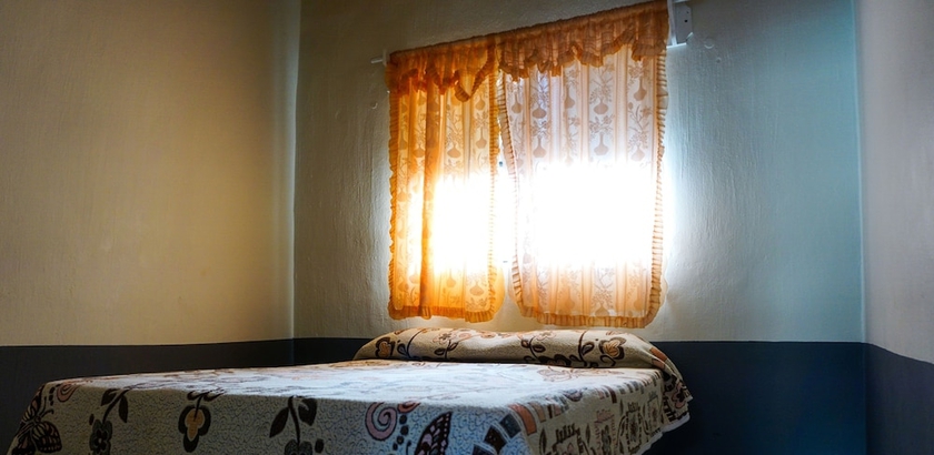 Imagen de la habitación del Hotel Bungalows Las Glorias. Foto 12