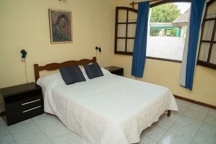 Imagen de la habitación del Hotel Bungalows Los Lucianos del Piemonte. Foto 15