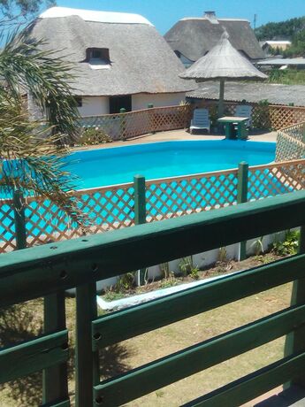 Imagen general del Hotel Bungalows Los Lucianos del Piemonte. Foto 3