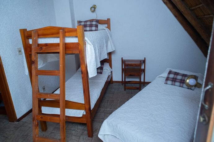 Imagen general del Hotel Bungalows Los Lucianos del Piemonte. Foto 7