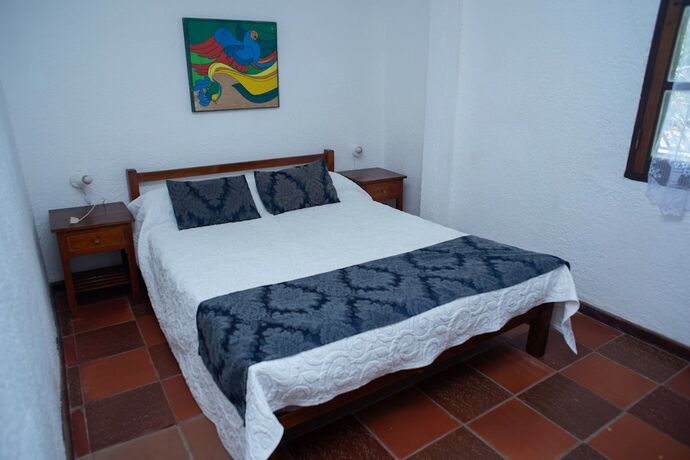 Imagen de la habitación del Hotel Bungalows Los Lucianos del Piemonte. Foto 19