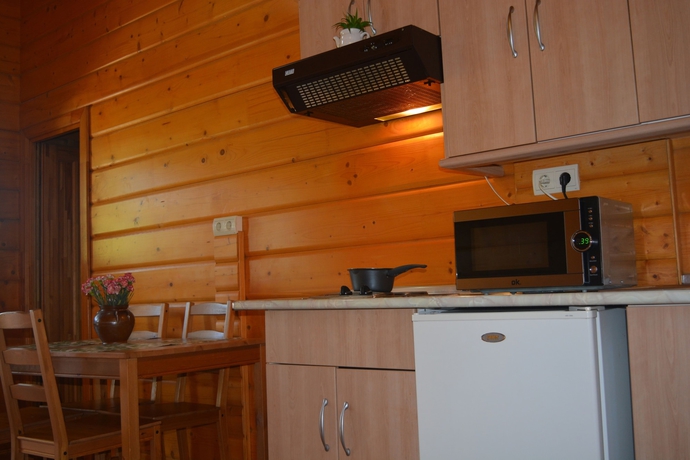 Imagen de la habitación del Hotel Bungalows Los Pedregales. Foto 7