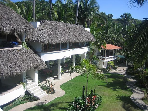 Imagen general del Hotel Bungalows Lydia. Foto 8