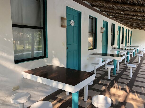 Imagen general del Hotel Bungalows Marbella Costa Esmeralda. Foto 7