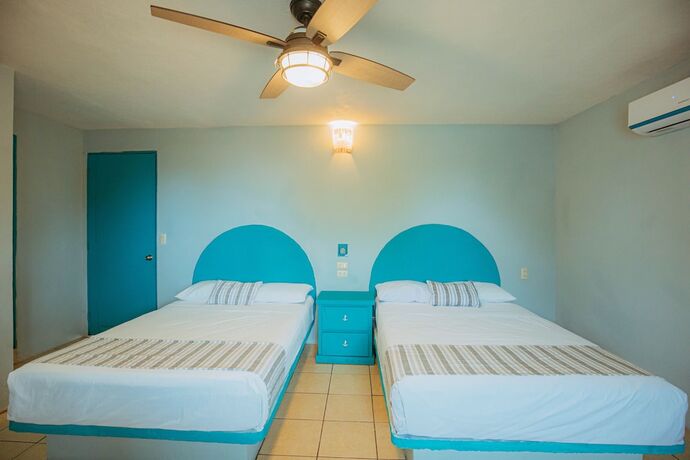 Imagen de la habitación del Hotel Bungalows Marbella Costa Esmeralda. Foto 17