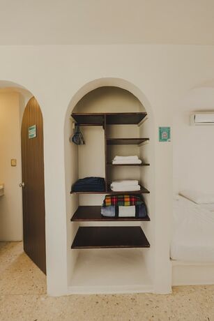 Imagen de la habitación del Hotel Bungalows Marbella Costa Esmeralda. Foto 18
