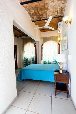Imagen general del Hotel Bungalows Maria Teresa. Foto 6