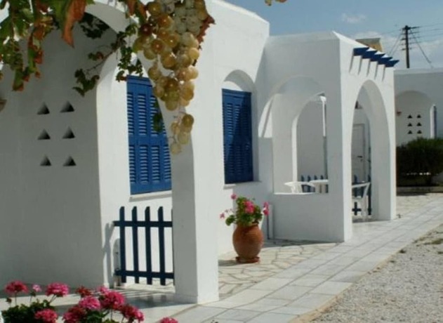 Imagen general del Hotel Bungalows Marina. Foto 6