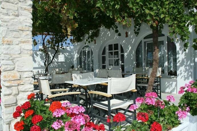 Imagen general del Hotel Bungalows Marina. Foto 11