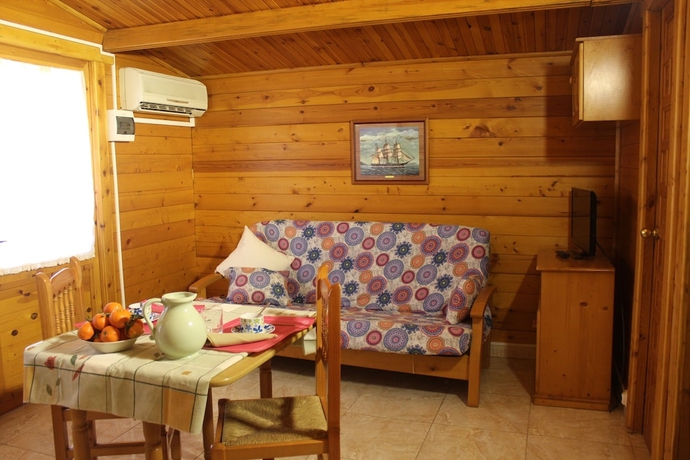 Imagen de la habitación del Hotel Bungalows Oasis. Foto 18