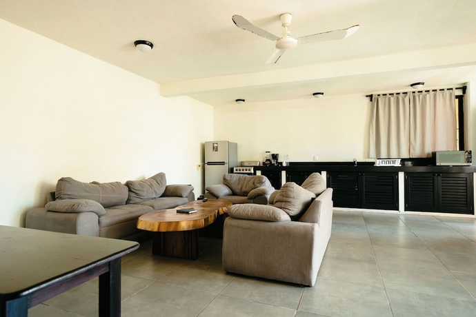 Imagen de la habitación del Hotel Bungalows Oasis, Puerto Escondido. Foto 4