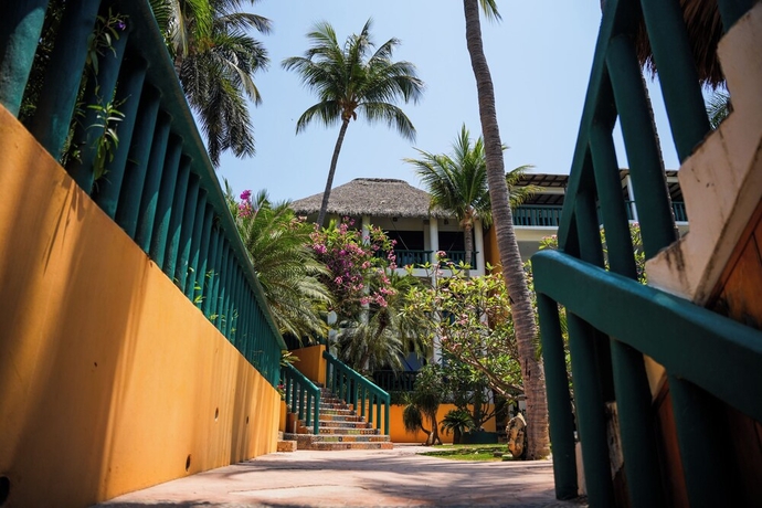 Imagen de los interiores del Hotel Bungalows Oasis, Puerto Escondido. Foto 16