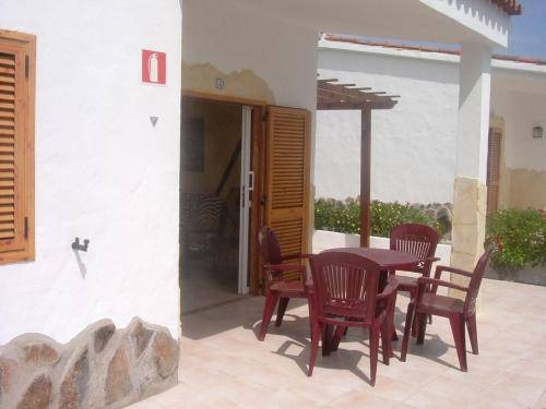 Imagen general del Hotel Bungalows Parque Cristina. Foto 6