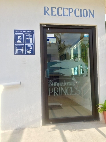 Imagen de los interiores del Hotel Bungalows Princess. Foto 16