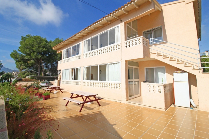 Imagen general del Hotel Bungalows Renato. Foto 2