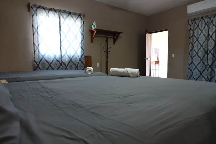 Imagen de la habitación del Hotel Bungalows Victoria. Foto 9