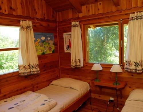Imagen general del Hotel Bungalows el Bosque de los Elfos. Foto 3