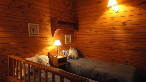 Imagen general del Hotel Bungalows el Bosque de los Elfos. Foto 9