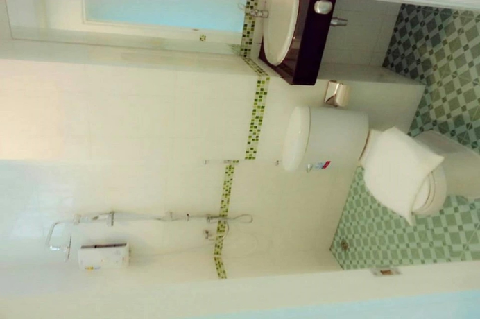 Imagen de la habitación del Hotel Bunganakorn Village. Foto 6