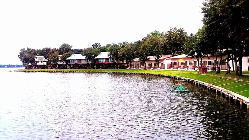 Imagen de los exteriores del Hotel Bungchawak Resort. Foto 9