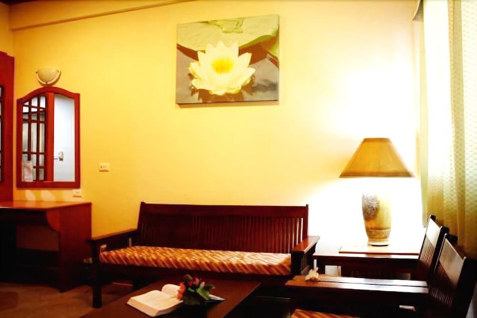 Imagen de la habitación del Hotel Bunjongburi. Foto 3