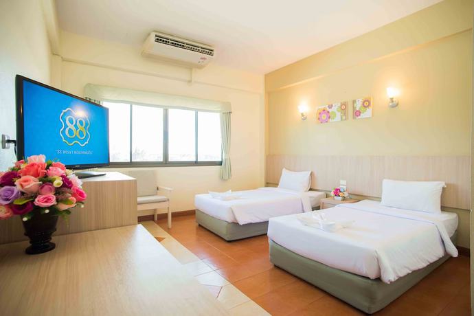 Imagen de la habitación del Hotel Bunjongburi. Foto 12