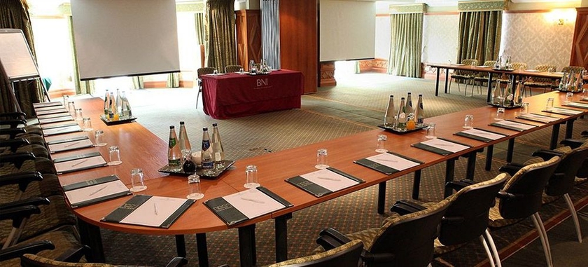 Imagen de los interiores del Hotel Bunratty Castle , Bw Signature Collection. Foto 10