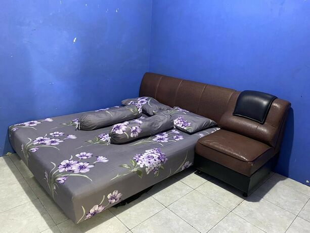 Imagen de la habitación del Hotel Buntusu Guest House. Foto 15