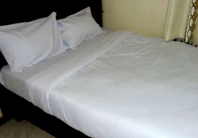 Imagen de la habitación del Hotel Bunyonyi Inn. Foto 7