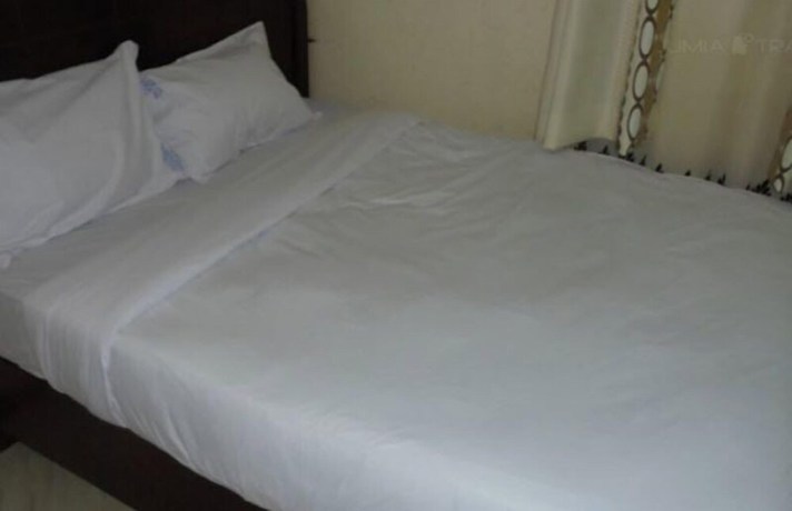 Imagen de la habitación del Hotel Bunyonyi Inn. Foto 11
