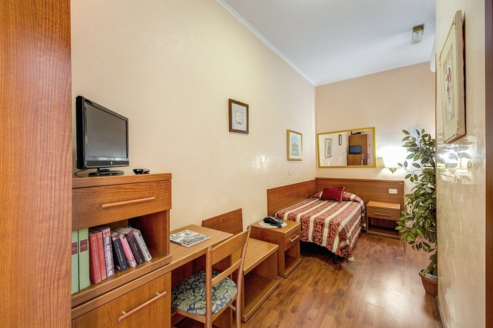 Imagen de la habitación del Hotel Buonarroti Home. Foto 11